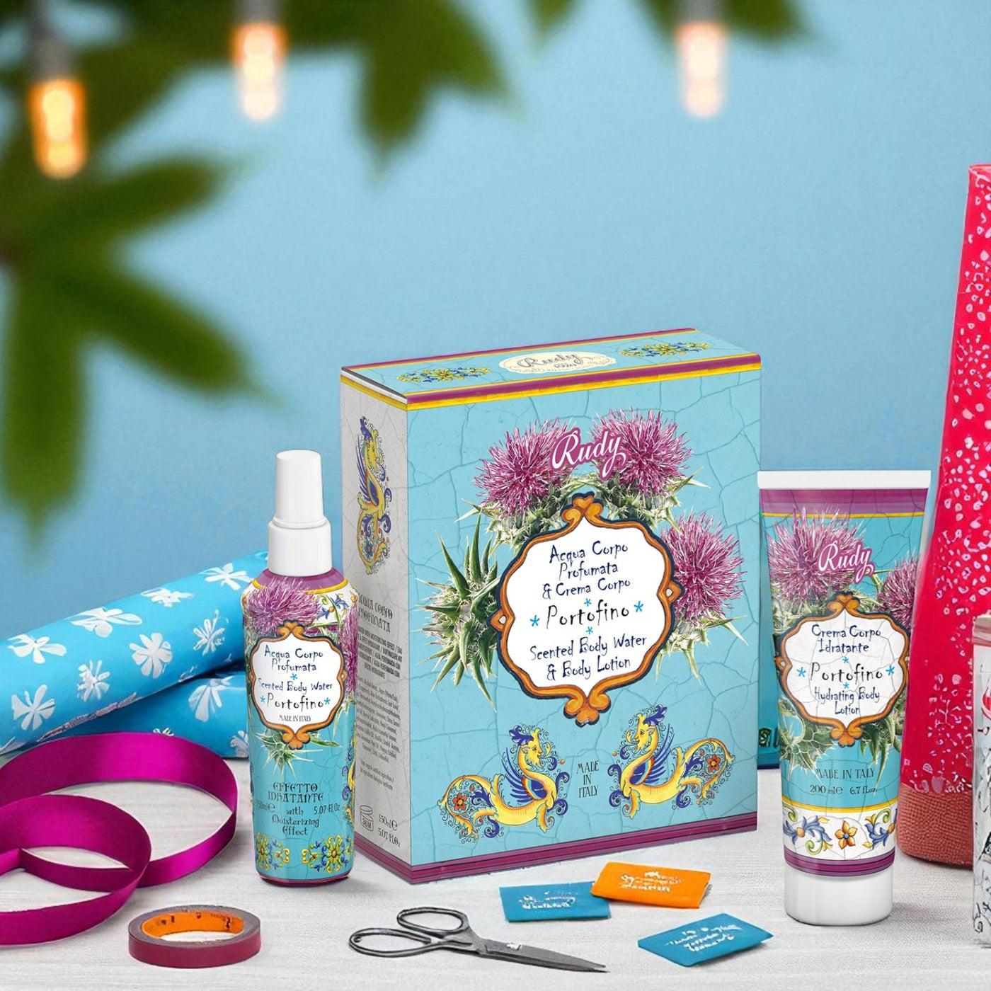 <b>Caja de Regalo con Agua Perfumada 150 mL + Crema Corporal Hidratante 200 mL</b></br>Le Maioliche di Rudy</br><i>Línea Portofino</i>